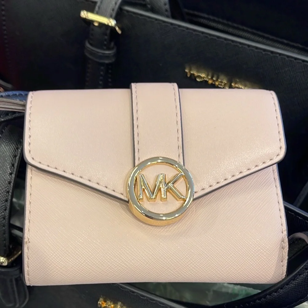 MICHAEL KORS Carmen Medium Faux Leather Wallet Powder Blush  NWT